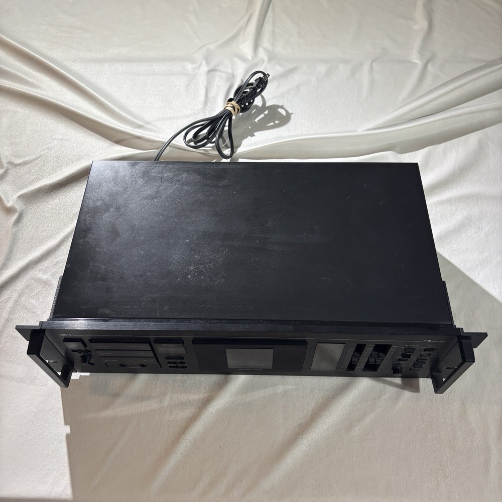 Nakamichi MR-1 Professional Cassette Deck Discrete Three Head Rack Mount Tested