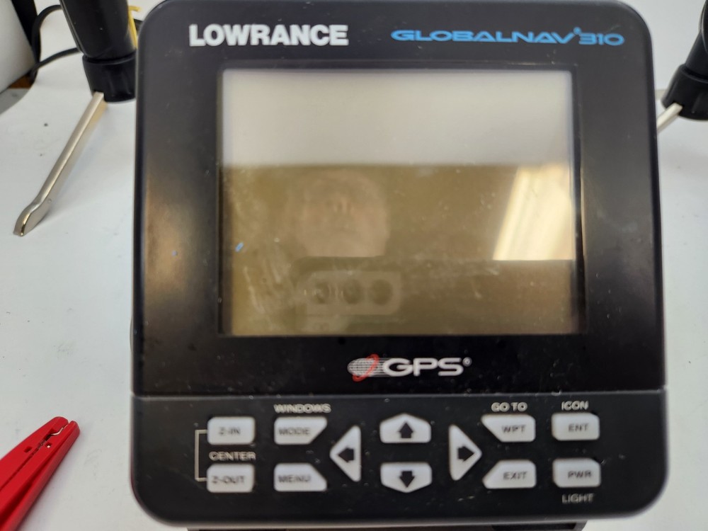Lowrance GlobalNav 310 GPS Navigation System Pulled Working from Boat