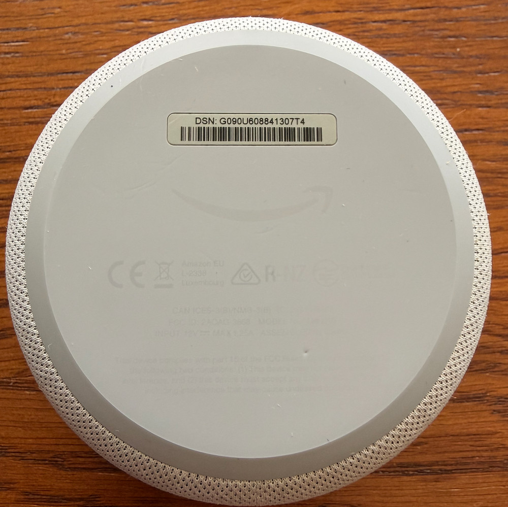 Amazon Echo Dot (3rd Gen) - Smart Speaker (Model D9N29T) - Sandstone/White