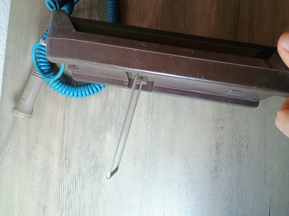 Omega HH21 Microprocessor Thermometer (Industrial Quality)- TESTED - SHIPS FREE!