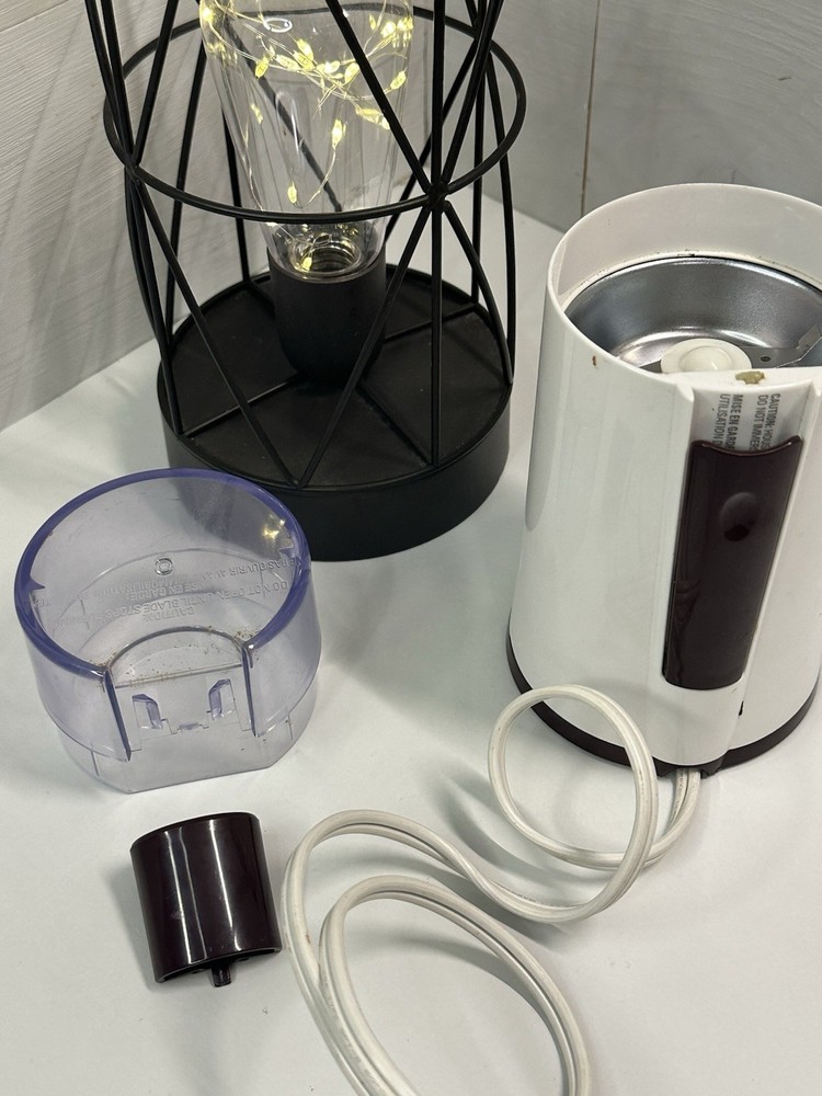 Black + Decker CBG5 SMART GRIND Coffee-Nut Grinder Tested