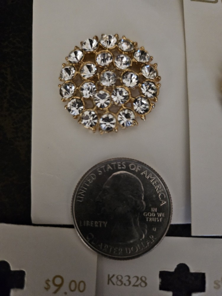 5 STREAMLINE RHINESTONE BUTTONS K8328