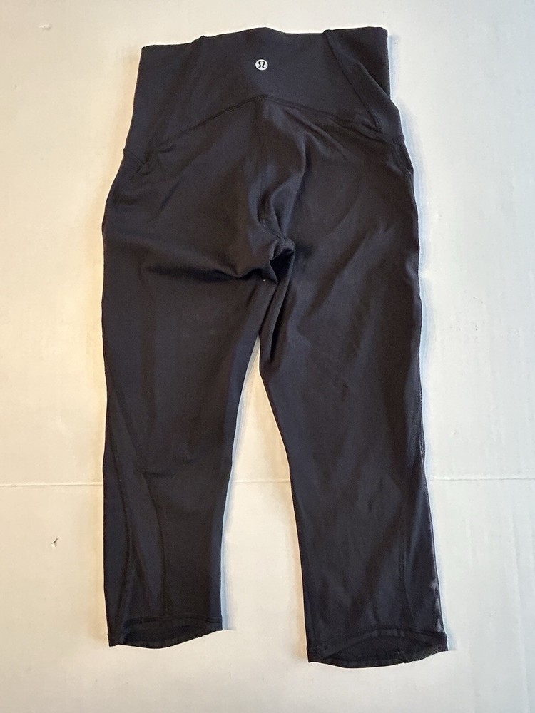 Lululemon Train Times Crop (17") Black Size 4