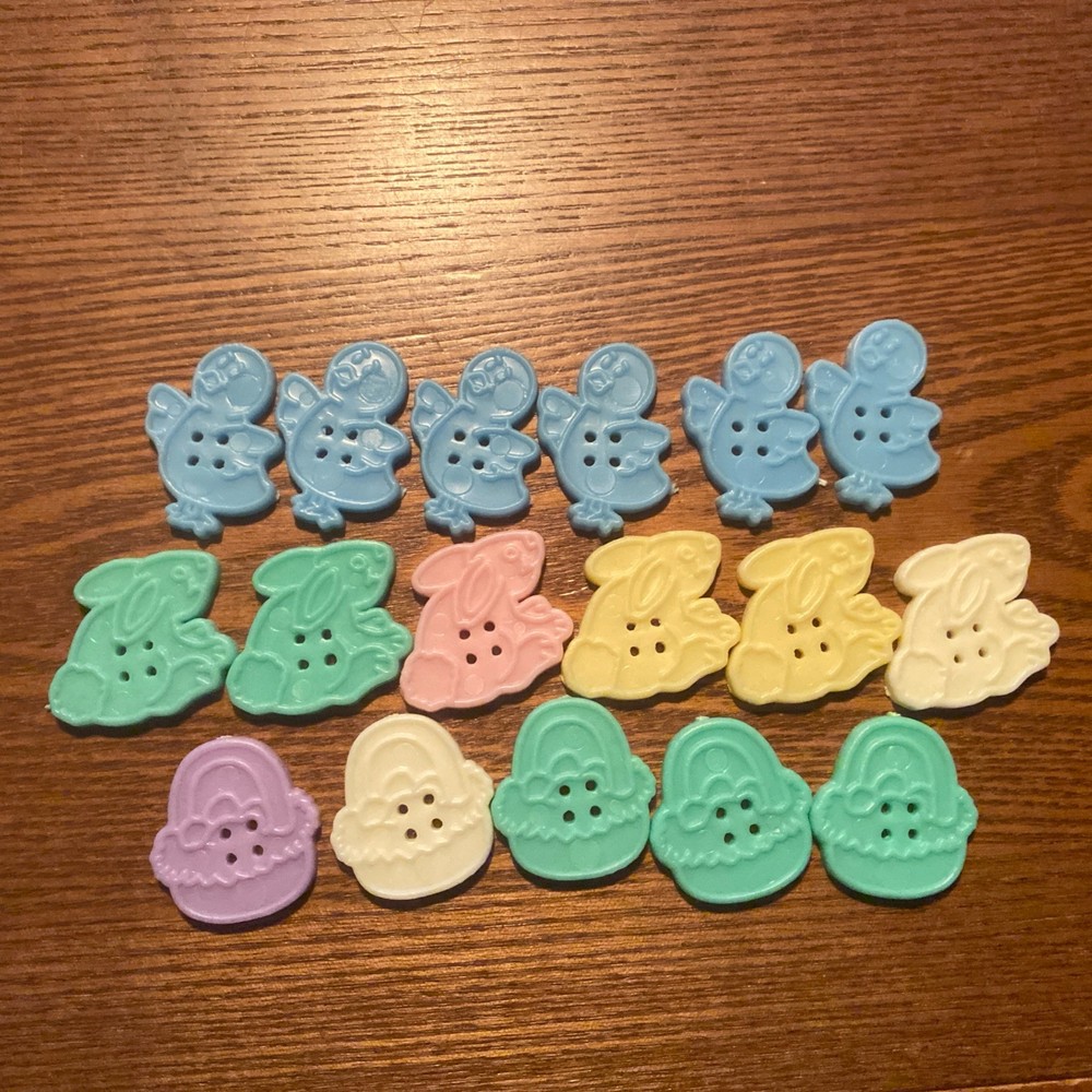 17 EASTER THEME PLASTIC 4-HOLE RAISED DETAIL FLAT BACK BUTTONS