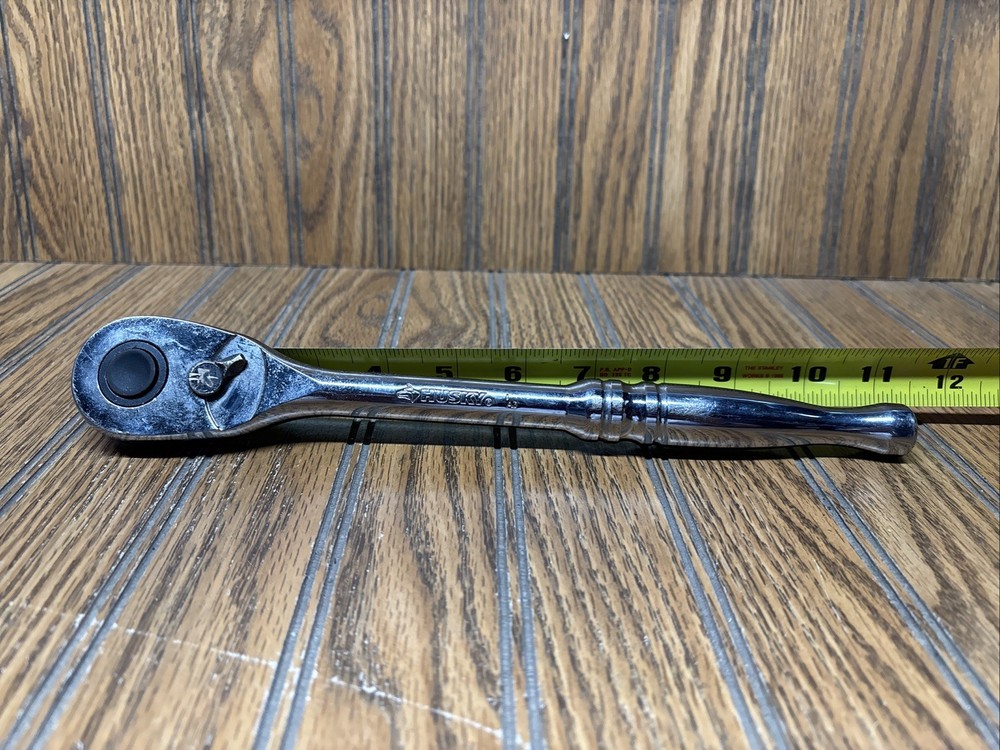 HUSKY 1/2" Drive 11" Teardrop Ratchet, with push button socket release