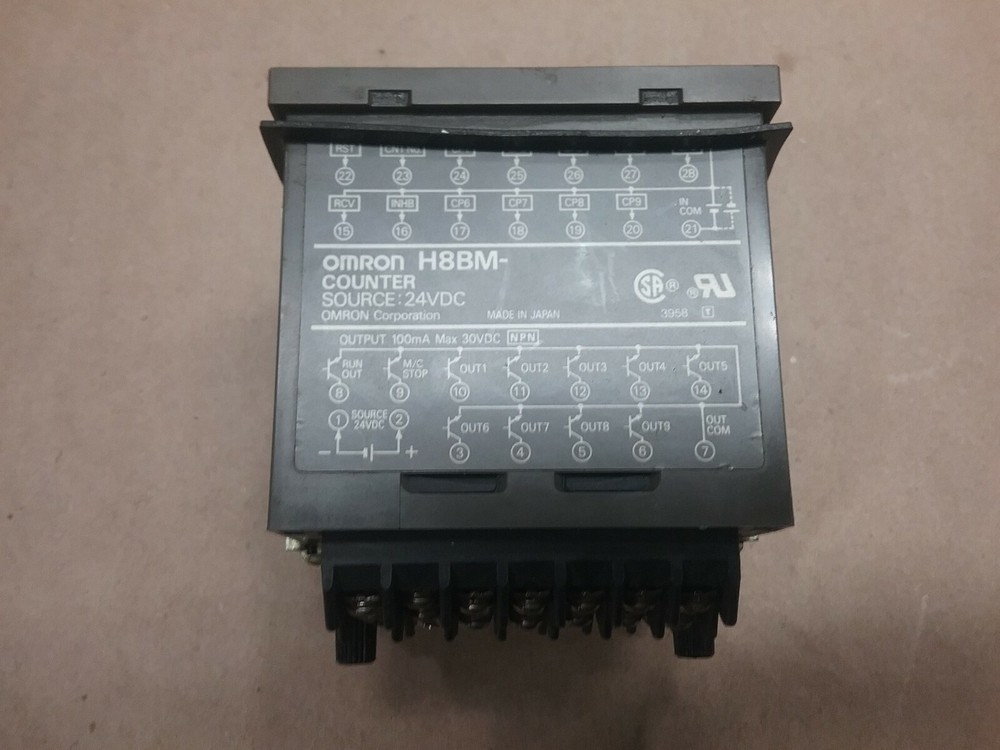 OMRON H8BM- Panel Mount Multi-Function Counter 24 VDC #50F55