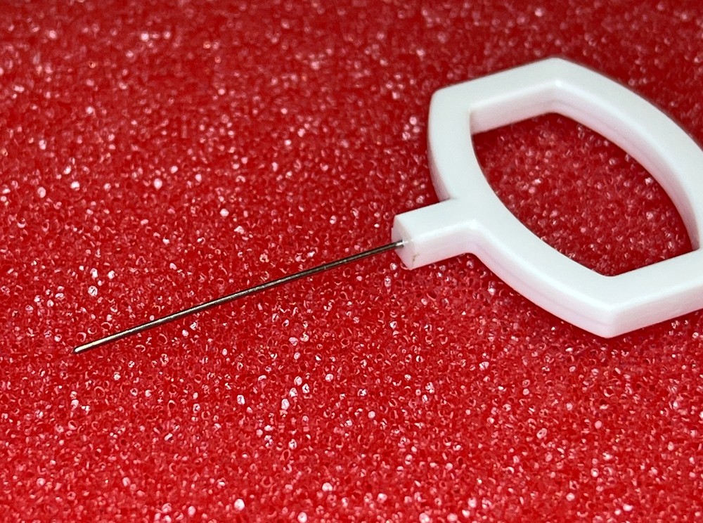 Drummond Manifold Tip Cleaning Wire Autoclavable Includes Manifold Case