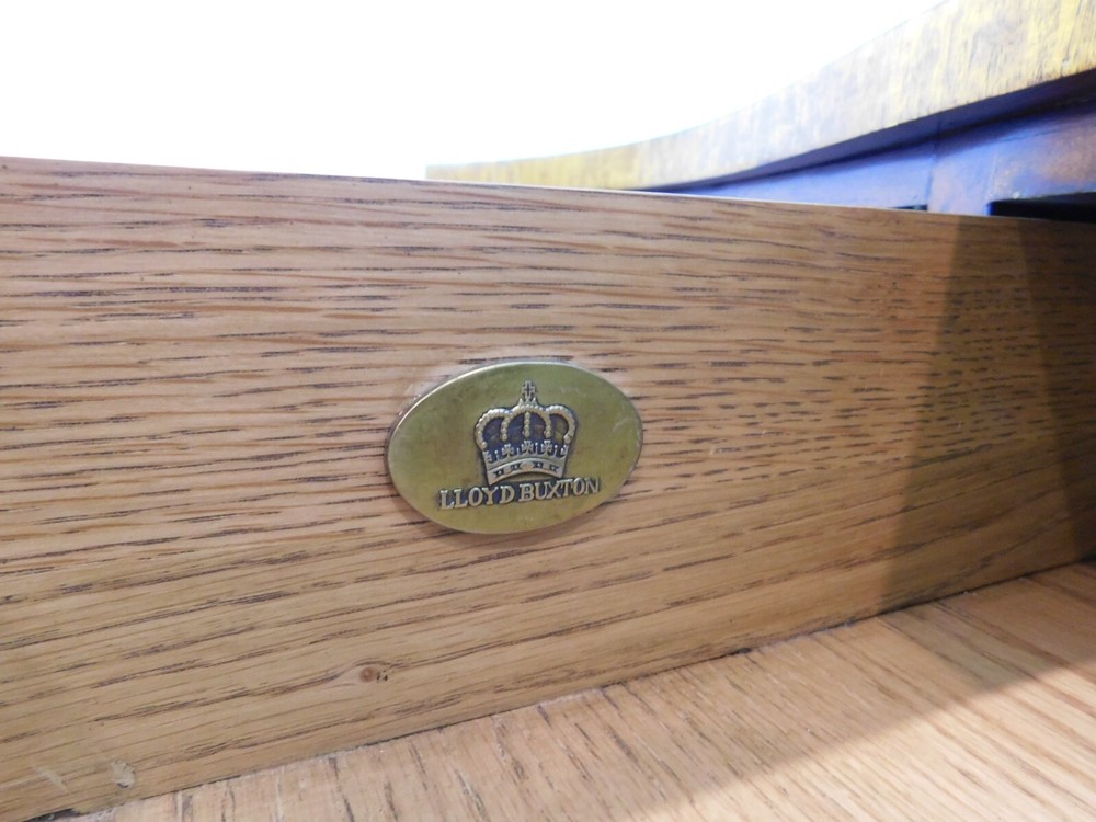 72" Lloyd Buxton Mahogany Serpentine Front Sideboard/Buffet Cabinet