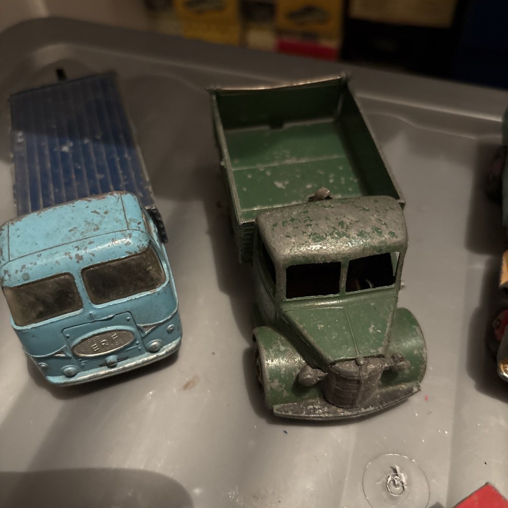 DINKY & CORGI 5 in total used