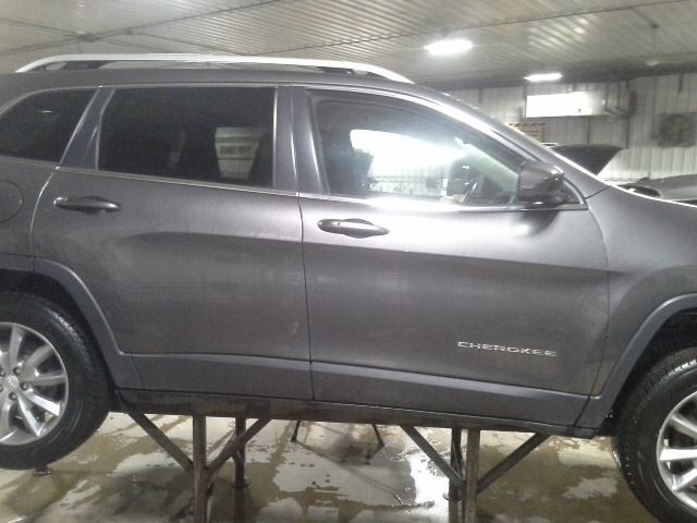 2018 Jeep Cherokee Driver Front Headrest Only Black Leather
