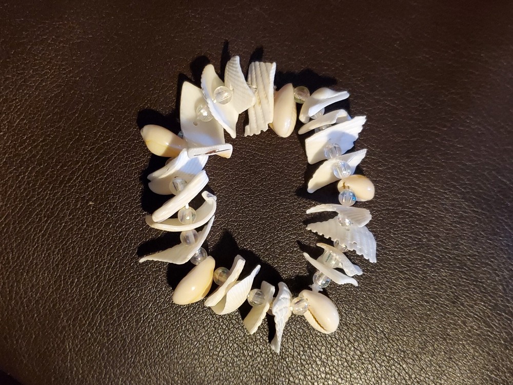 Handmade White Shell Bracelet - 3" Diameter - NEW