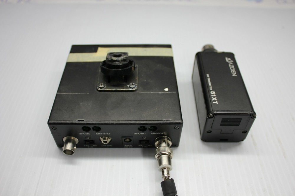 AZDEN 200UPR WIRELESS RECEIVER WITH 51XT UHF TRANSMITTER