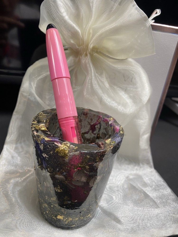 Resin Flower Jar