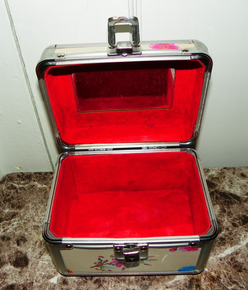 Decor Boxes 2 Lot