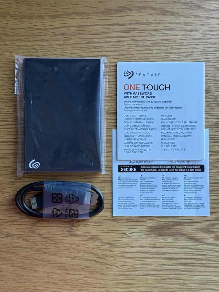 Seagate ITB External Drive HDD with Password Protection USB (STKY1000400)