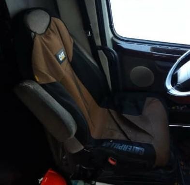 Replaces 2017 VOLVO VNL FRONT SEAT , MN
