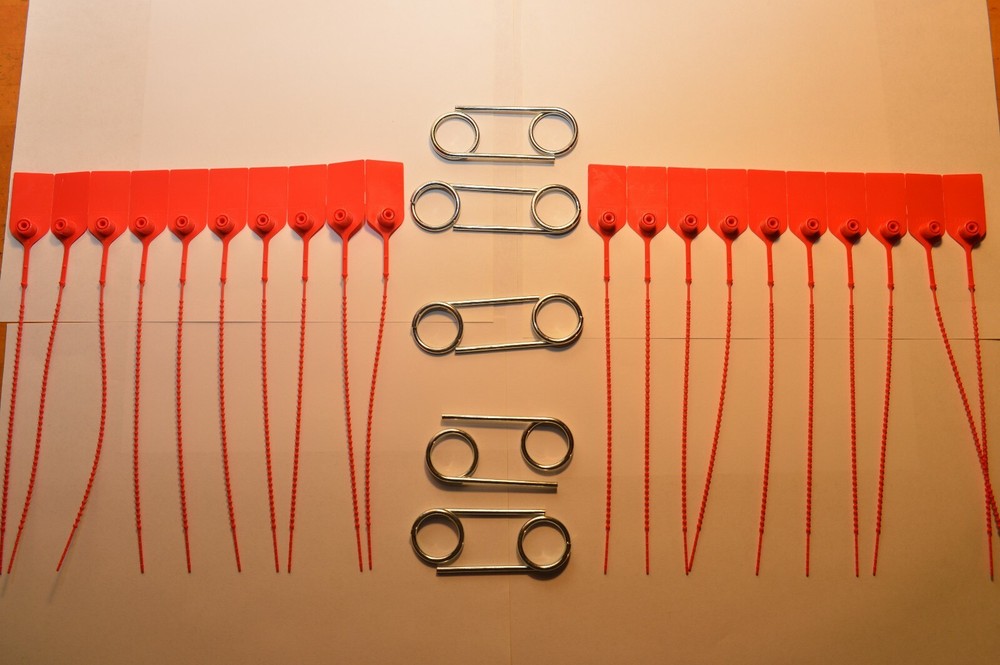 🎯 20 RED FIRE EXTINGUISHER TAMPER FLAG SEALS & 10 SAFETY PULL PINS