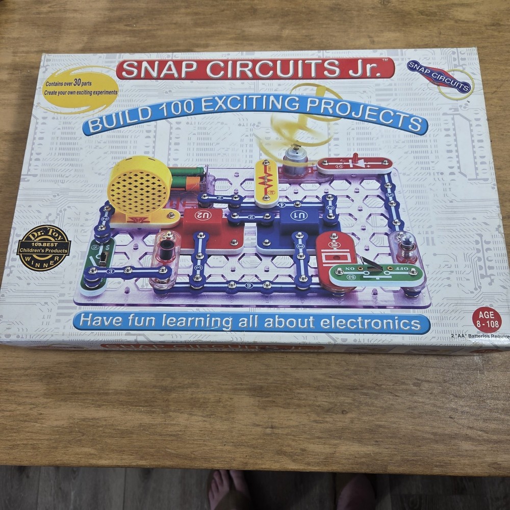 ELENCO Snap Circuits Jr.  100 Experiments Electronics Discovery Kit