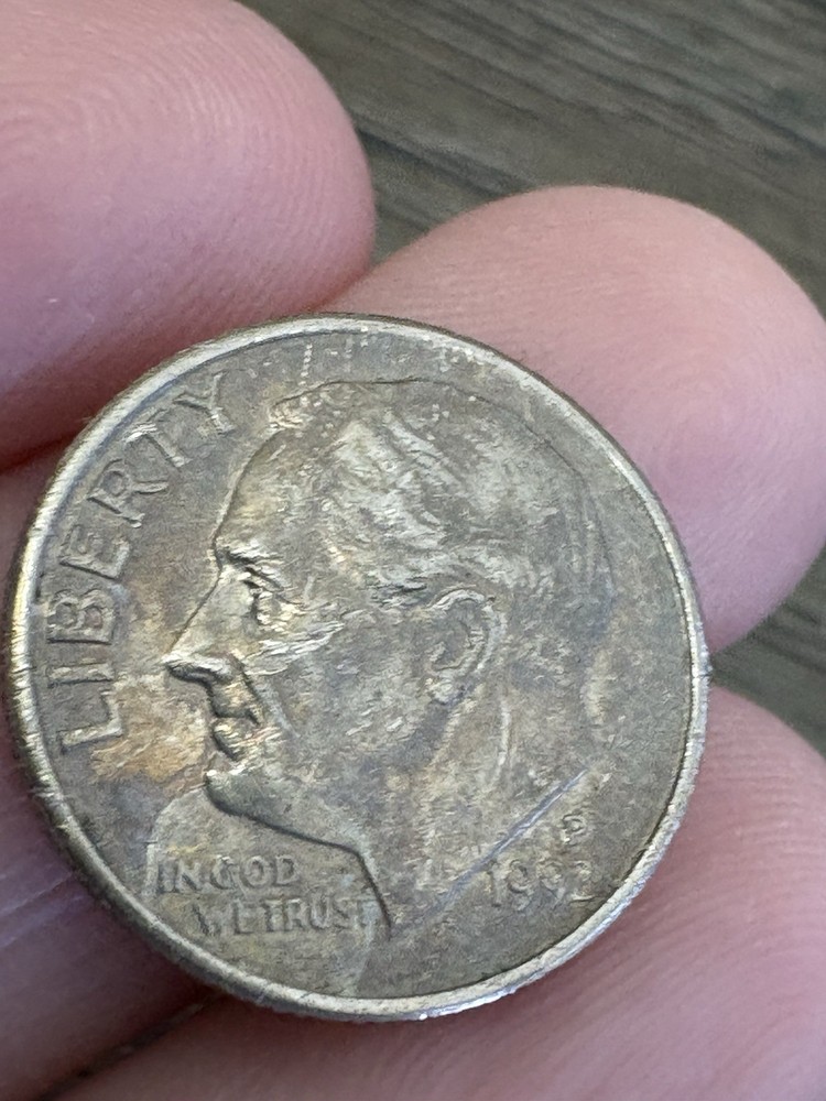 1992 P Roosevelt Dime Error. Struct through grease error.