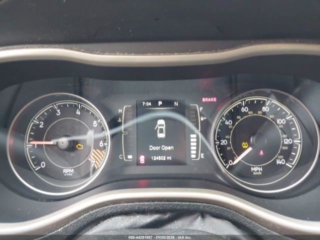 CHEROKEE 2014 Glove Box 5000174