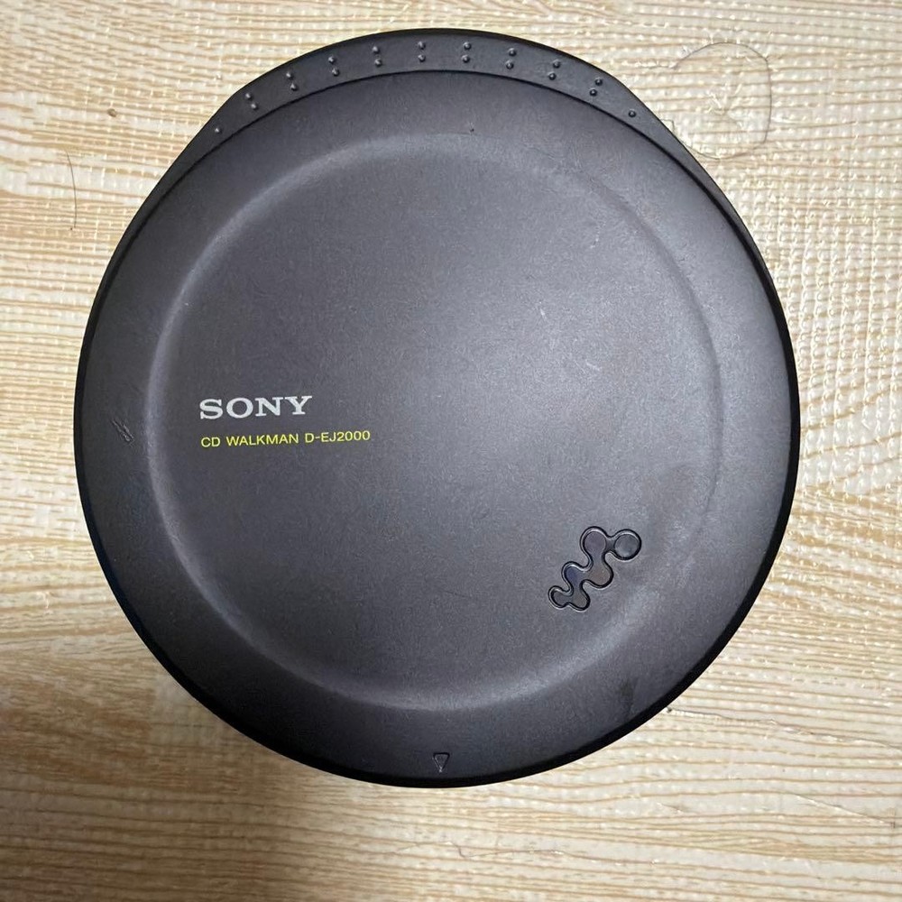SONY D EJ200 Portable CD Player Walkman Style Compact Audio Player Ready