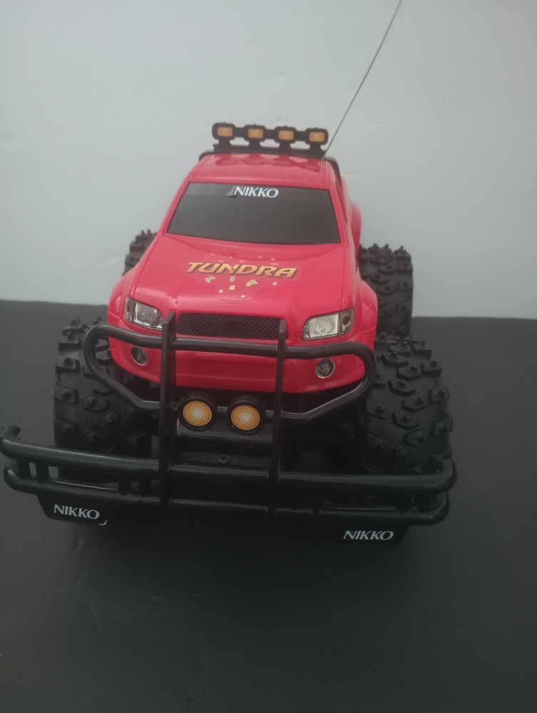 NIKKO Red TUNDRA No Remote