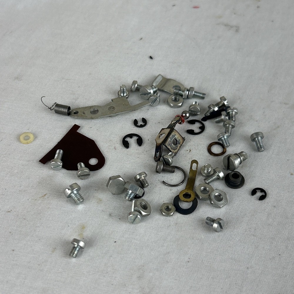 Dual 1019 Miscellaneous Screws