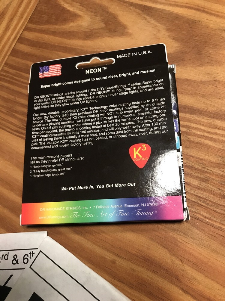 The Luminescent Strings New