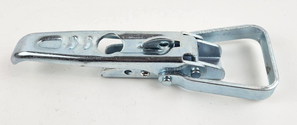 Karavan 229-00686-NA Ramp Latch with 5/16" Mounting Holes and a Lockable Design