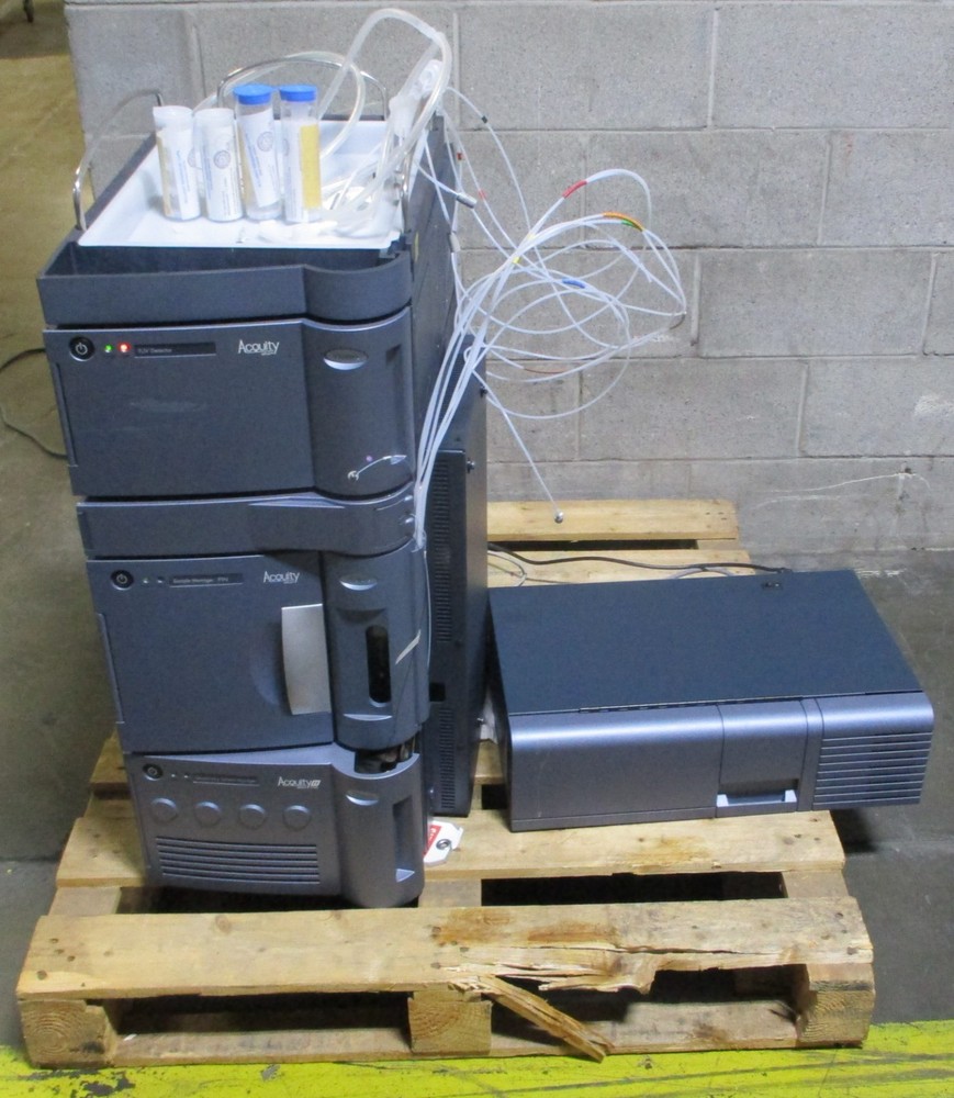 Waters UPLC System TUV Detector Sample Manager FTN Quaternary Solvent Manager