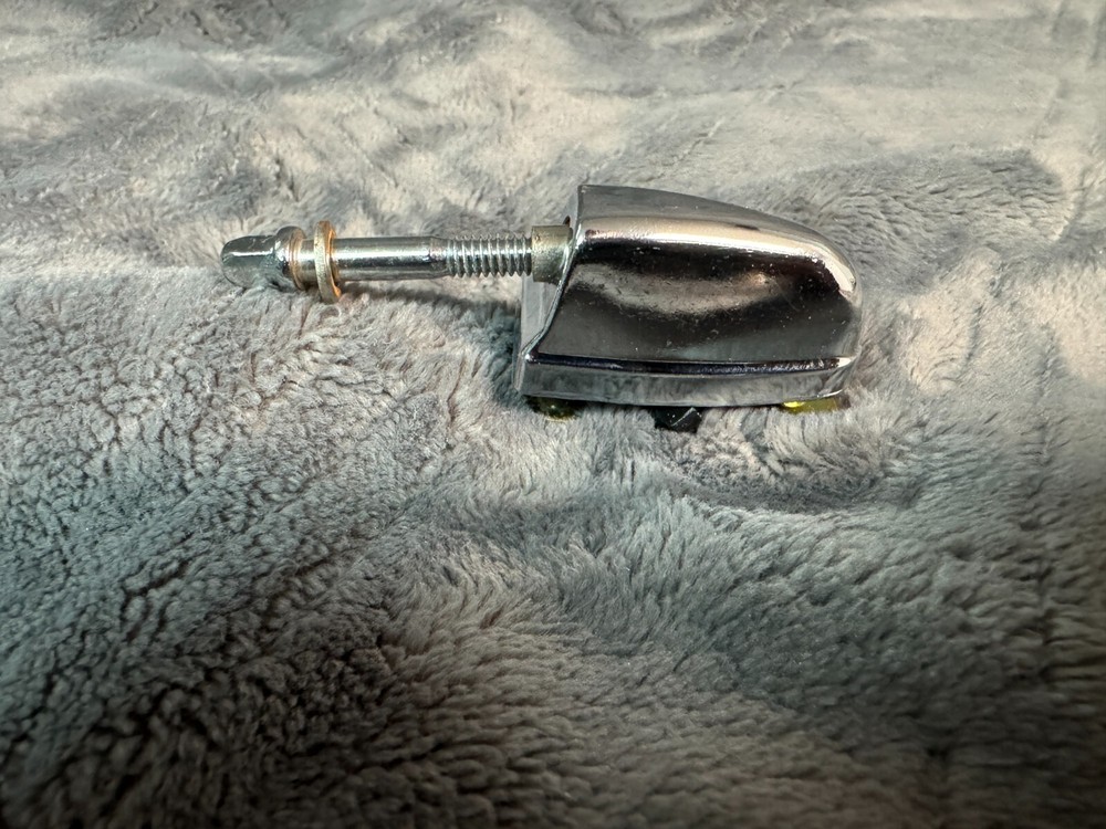 Yamaha Stage Custom floor tom drum lugs. Complete, excellent.