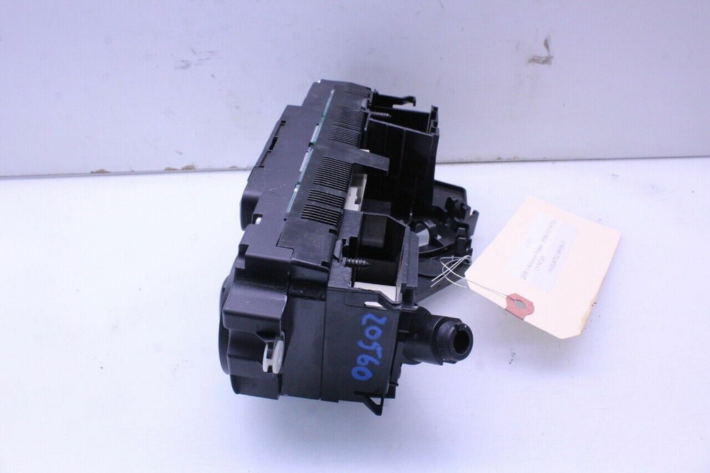 Volkswagen Jetta Passat Climate Temperature Control Panel OEM