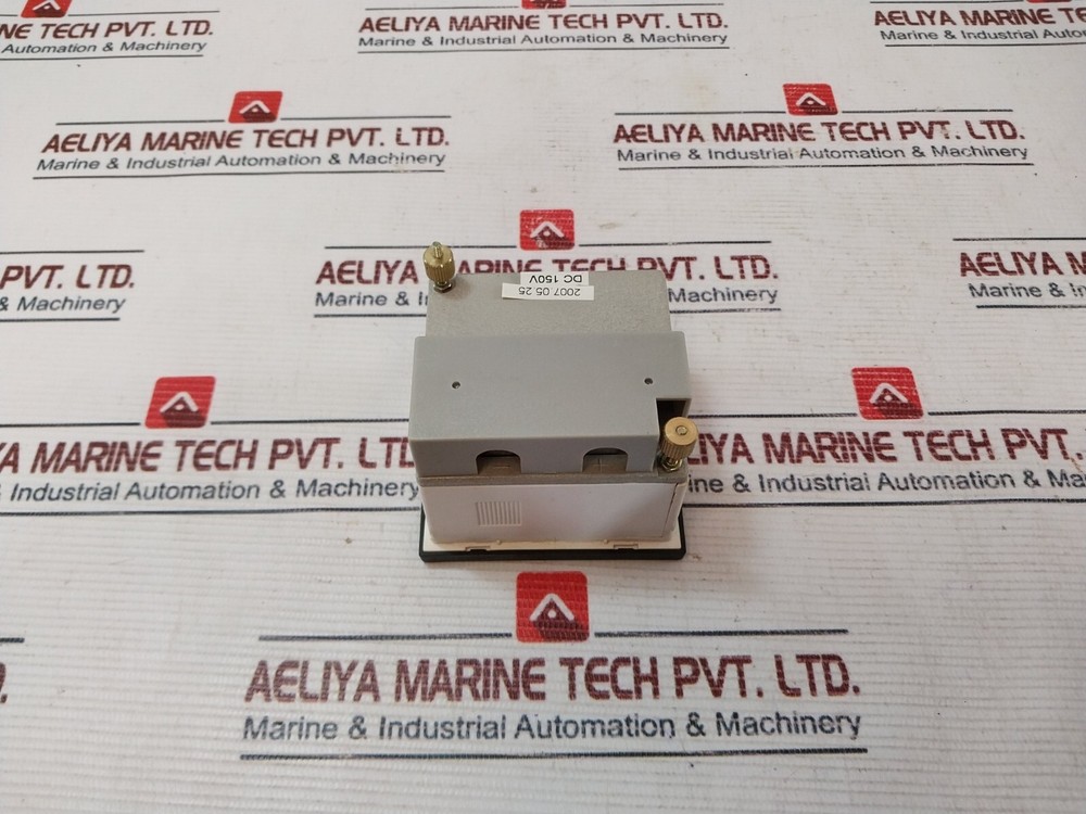 AC/DC DYNAMICS SQ72 Analog Voltmeter 0-150V DC