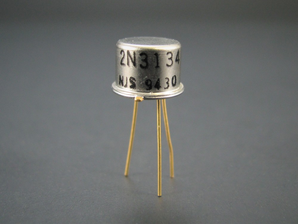 2N3134 - PNP Transistor - Taitron *NOS*