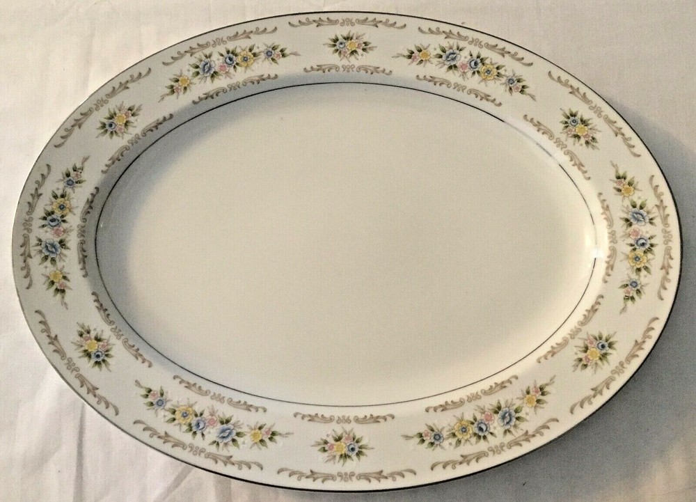 Nichinan Princess 14" Oval Platter