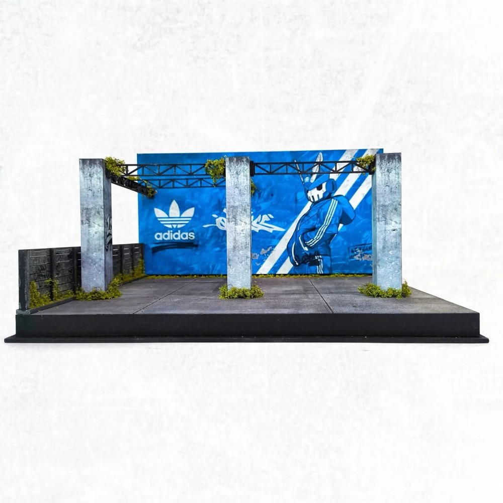Park Diorama, Adidas Wall
