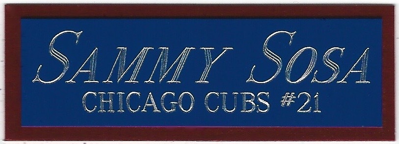 SAMMY SOSA CHICAGO CUBS NAMEPLATE AUTOGRAPHED Signed Baseball Display CUBE CASE