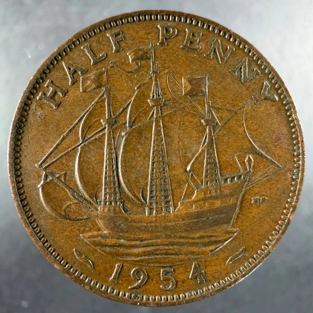 1954 Great Britain Half Penny Sharp Features Elizabeth II Bronze
