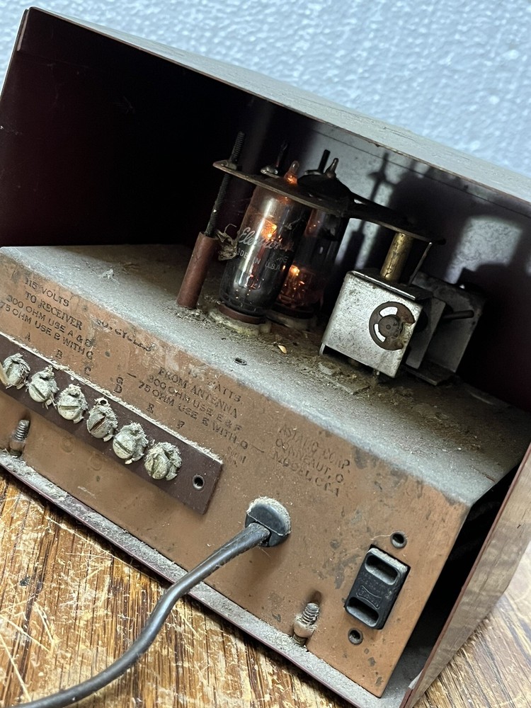 Astatic Tv Signal Amplifier Ct-1, Powers On Untested Beyond That