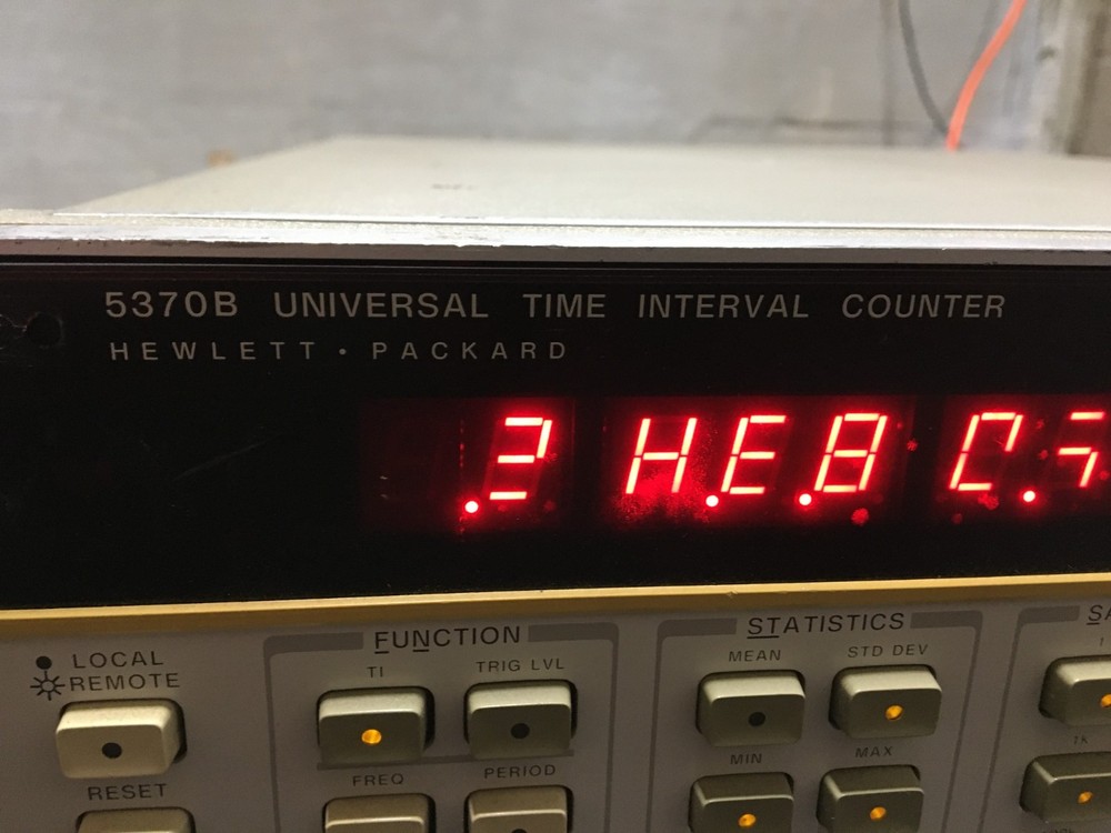 HP 5370B Precision Time-Interval Universal Counter POWERS ON *UNTESTED*