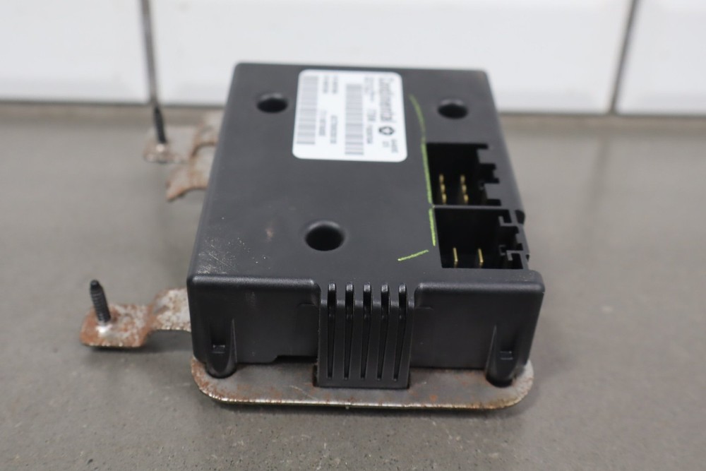 2013-2018 Ram 2500 Dash Mounted Trailer Brake Controller & Module OEM