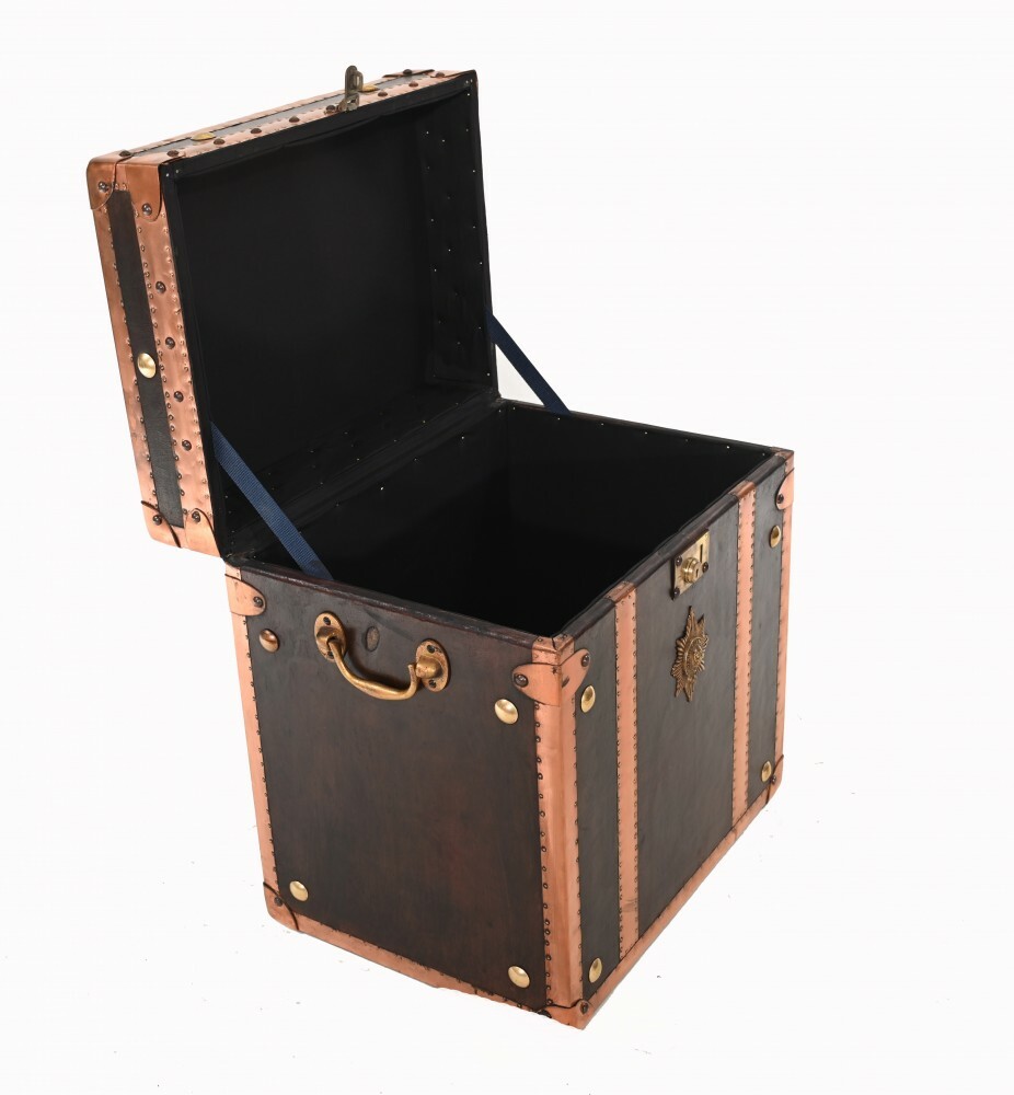 Steamer Trunk Luggage Box Case Side Table