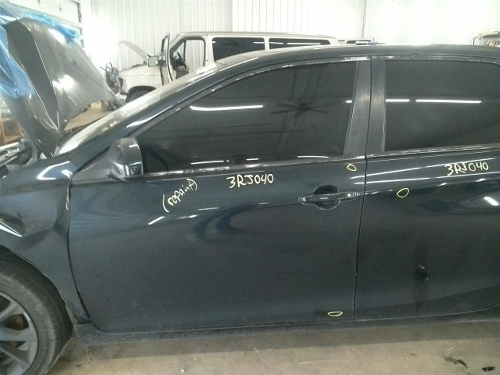 CAMRY 2017 Fuse Box Cabin 104926247