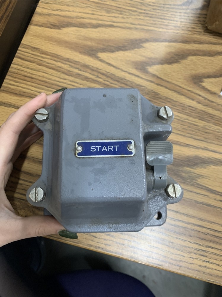 SQUARE D 9001-GW-101 CONTROL STATION