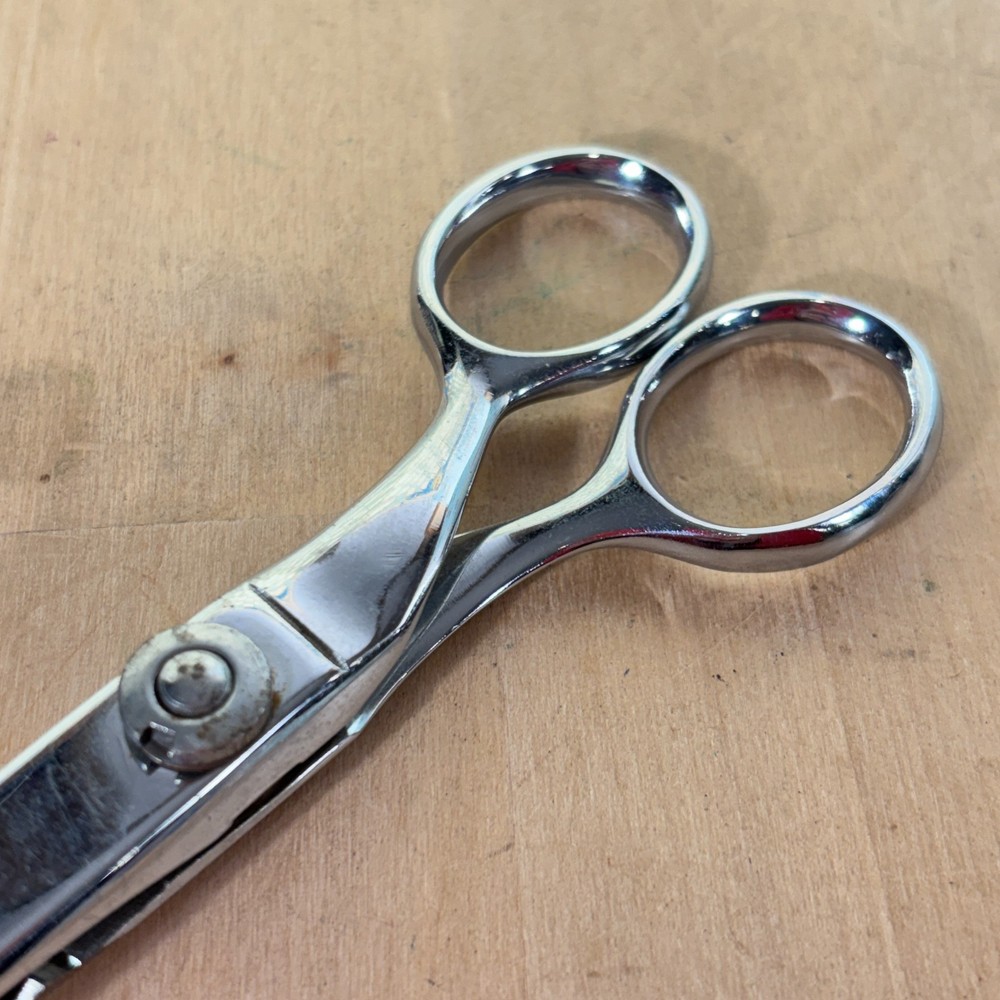 Wisk Pinking Shears, Newark 5.5"