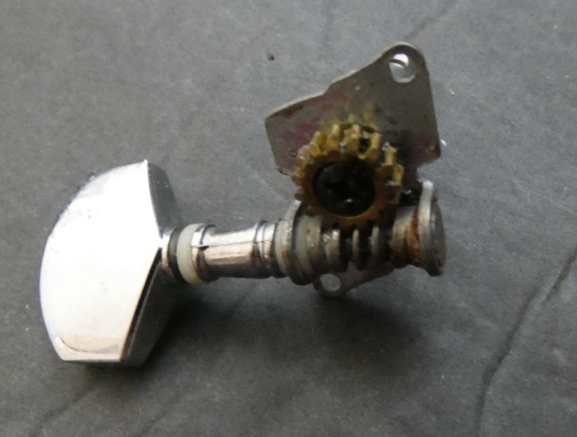 VINTAGE SINGLE GUITAR TUNER UNKNOWN