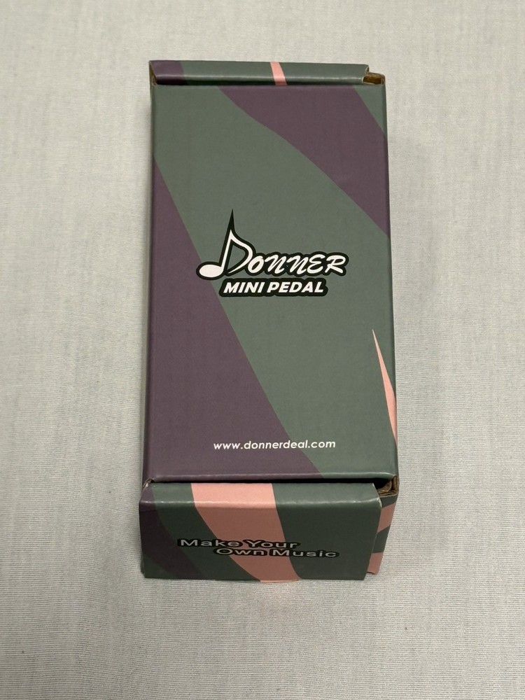 Donner Echo Square 7 Modes Delay Effect Pedal