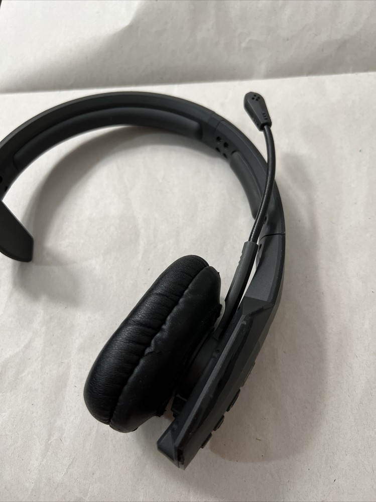 BlueParrott B450-XT Noise Cancelling Bluetooth Headset PREOWNED!