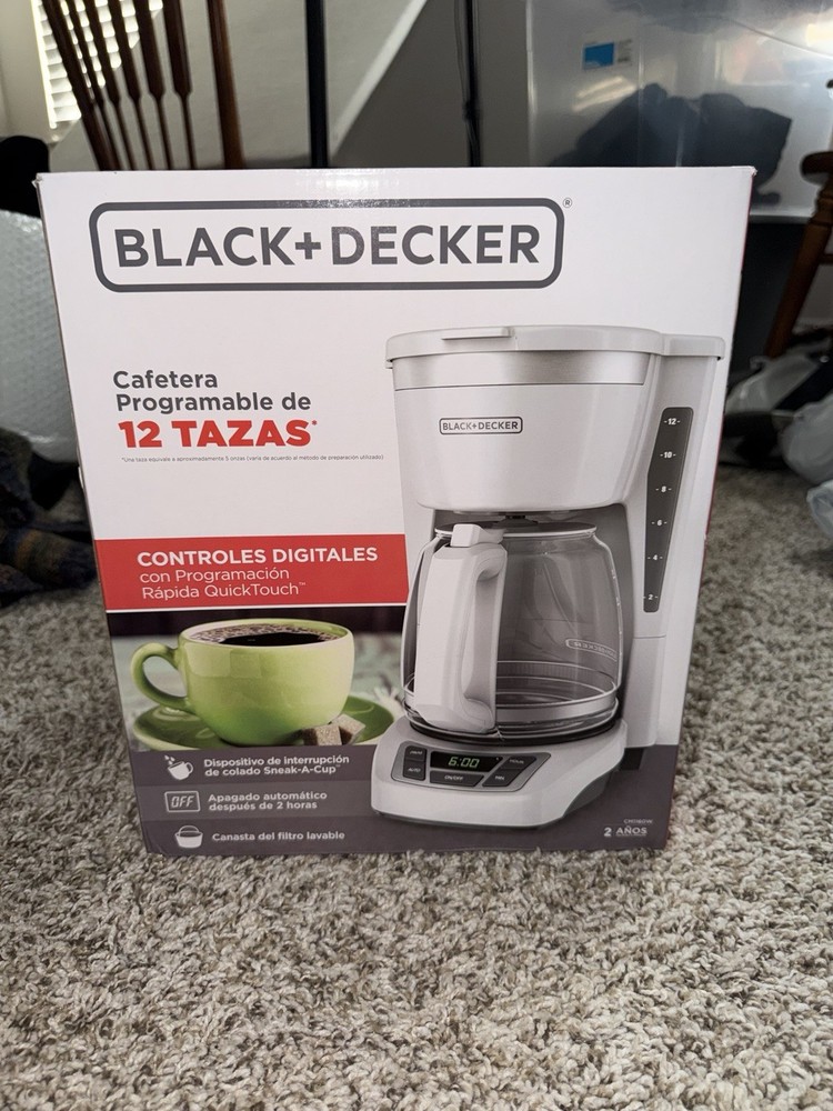 Black + Decker CM1160W 12-Cup Programmable Coffeemaker - WHITE NEW WITH BOX