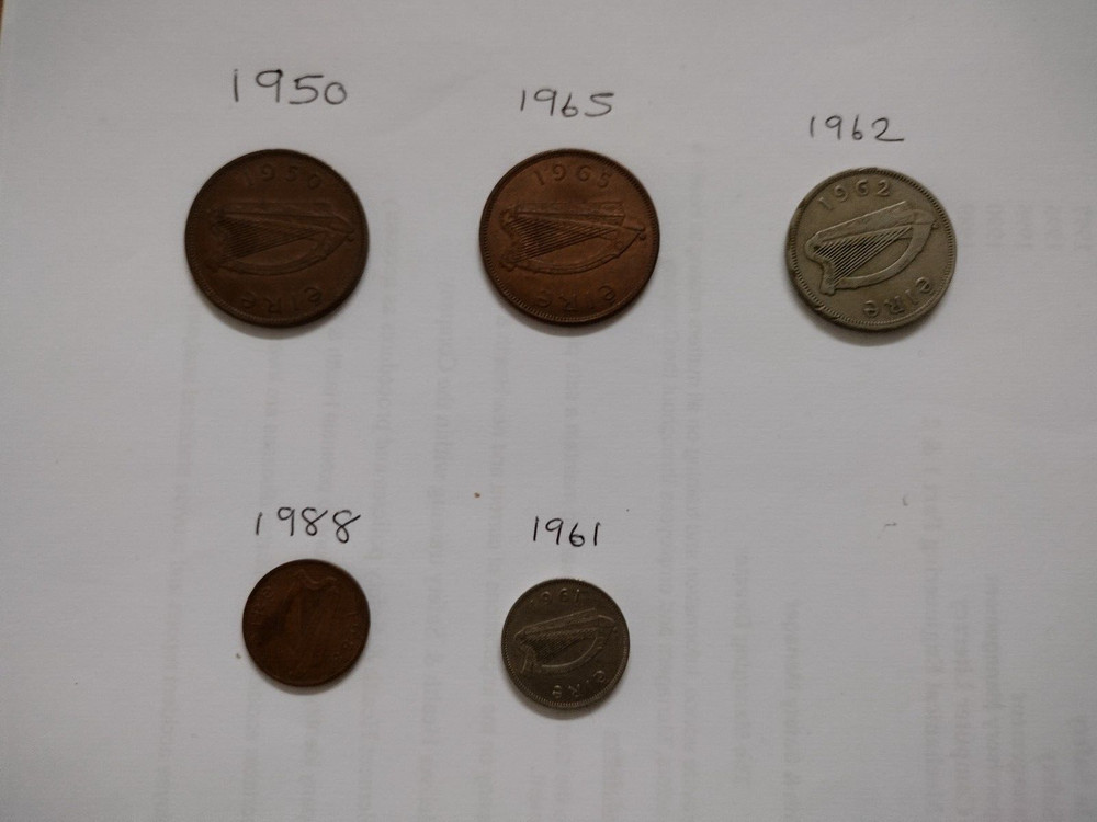 Selection of 5 Irish coins